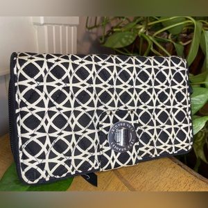 Vera Bradley Wallet - NWOT